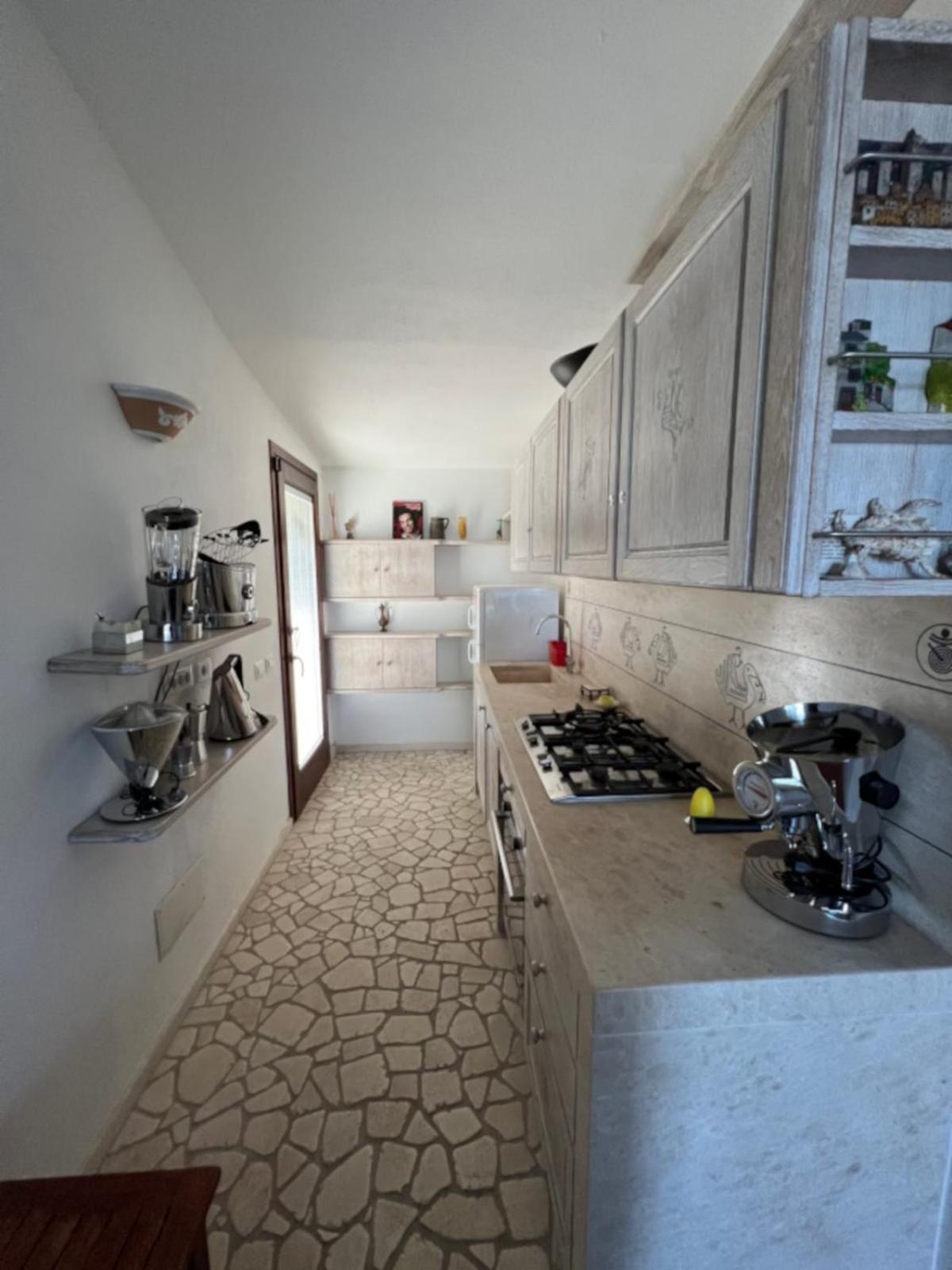Sunrise House Villa San Teodoro  Buitenkant foto